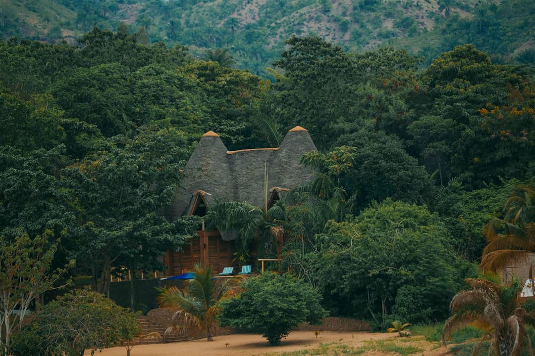 Eco-lodges